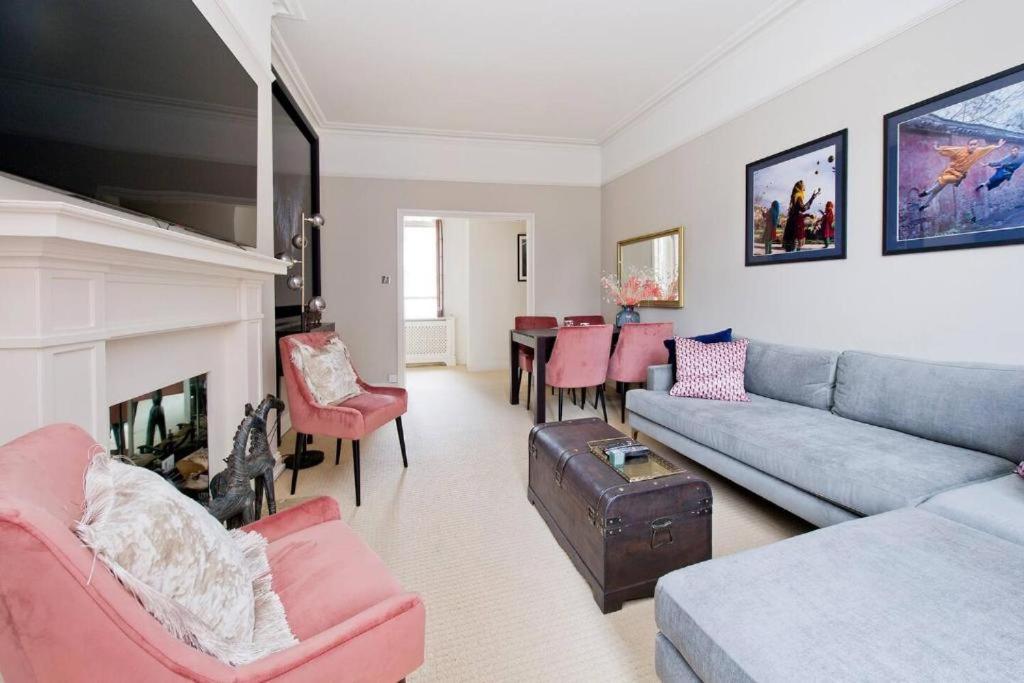 Stylish London Getaway In The Heart Of The City Exterior photo
